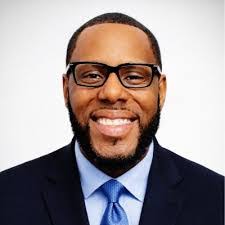 Aaron Hendrick's Instagram, Twitter & Facebook