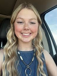 Kayla Slate's Instagram, Twitter & Facebook