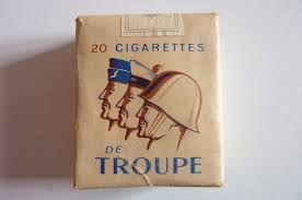 Vous cherchez le prix d'un pot de tabac, d'une blague ou d'un seau de tabac à rouler en france pour cette année 2021? 1 Paquet De 20 Cigarettes De Troupe 1939 1960 Ref 03 Affiches De Voyage Retro Paquet Publicites Vintage