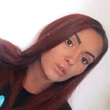 Mia Harding's Instagram, Twitter & Facebook