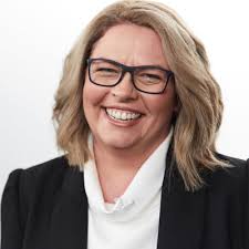 How I pulled together a billboard shoot for Guzman y Gomez Mexican Kitchen  from start to finish in 45min... I've said it before and i'll say it again.  This is my form