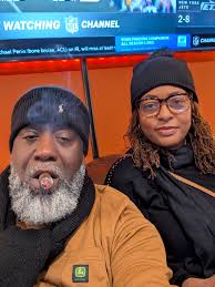 Found a nice lil spot in Buffalo to have a stick before heading to Niagara  Falls