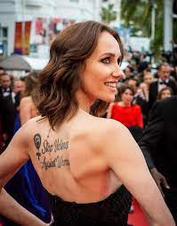 Le Tatouage De Sand Van Roy A Cannes Qui Denonce Les Violences Faites Aux Femmes Madame Figaro