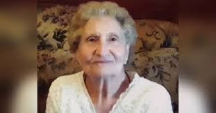 Claudia Albert's Instagram, Twitter & Facebook