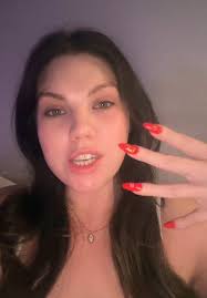 Gel Nails DIY: Tips for Allergy-Free Extensions