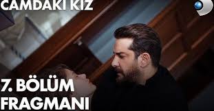 Dizinin tanıtım filminde 'erdoğan' detayı dikkat çekti. Camdaki Kiz 7 Bolum Fragmani Yayinlandi Camdaki Kiz Yeni Bolumunde Neler Olacak