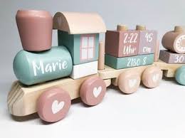 Little Dutch 4479 Holz Eisenbahn Lokomotive Zug Mit Steckformen Adventure Pink Rosa By Schmatzepuffer Bedruckt Personalisierbar Baby Diy Holzeisenbahn Baby Geschenke