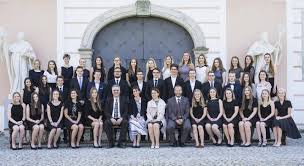 When asked about the incident during a press conference after their victory, damiano david said he. Absolviert Matura Am Stiftsgymnasium Wilhering