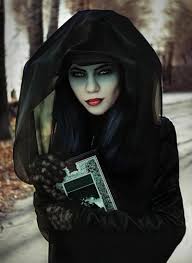 Dies ist eine sehr gruselige technik. Halloween Kostum Damen Unsere 7 Besten Ideen Paarkostume Gruppenkostume Gruselig Mumie Kostum Hexe Halloween Kostume Damen Halloween Kostume Und Schminke