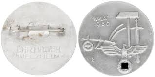 Badge tag der arbeit 1936, königsberg archaeology. Abzeichen Quot Tage Der Arbeit Quot 3 Reich Abzeichen Tag Der Arbeit 1 Mai 1936 1 Guter Zustand Russkie Monety Iz Dragocennyh