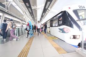 Usj 7 lrt is about 400m away from the property while usj 7 brt station is within an arm's reach! Azmi Abdul Aziz On Twitter Usj 7 Lrt Station Is One Of The New Stations That Opened After The Kj Line Extension Project Lep Was Completed In 2016 The Station Is Integrated