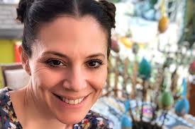 Albumukról az egyik (szerintem) legmeghatóbb dal. Szinetar Dora Mindharom Gyermekevel Szivmelengeto Kep Keszult Roluk Hazai Sztar Femina