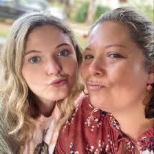 Amanda Weeks (asweetblondie)