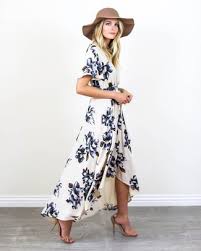 Tessuto principale 65% cot, 35% pes colore: Come Indossare E Abbinare Un Vestito A Fiori Bianco E Blu 69 Outfit Lookastic