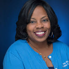 Lina Kuo's Instagram, Twitter & Facebook