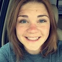 Samantha Bench's Instagram, Twitter & Facebook