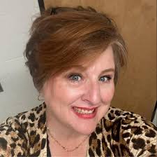 Does anyone teach "and then there were none" by Agatha Christie?