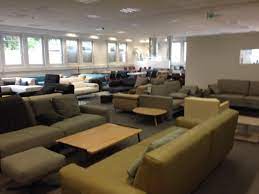 Zahlreiche modelle wie plura, mio, vero, onda, nova und viele mehr finden sie bei uns im outlet und bieten jedem designverwöhnten anhänger von rolf benz quasi die möglichkeit, einen maßanzug für das eigene wohnzimmer zu bestellen. á… Polstershop In Nagold Gunstige Rolf Benz Mobel Lohnt Sich S