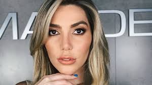 Frida sofia on wn network delivers the latest videos and editable pages for news & events, including entertainment, music, sports, science and more, sign up and share your playlists. The Untold Truth Of Alejandra Guzman S Daughter Frida Sofia