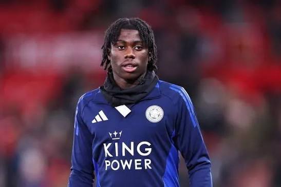 Manchester City vence disputa com o Arsenal e fecha contratação de Jeremy Monga