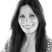 Linda Caporale's Instagram, Twitter & Facebook