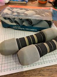 A kilogram is approximately 2.20 pounds. 2x 1 4kg Nike S Hand Weights Dumb Bell Sports Equipment Exercise Fitness Weights Dumbbells On Carousell