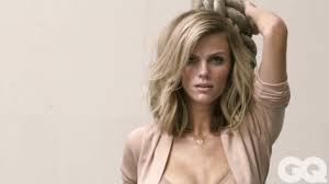 maxim loves brooklyn decker looking down brooklyn decker beauty cool hairstyles