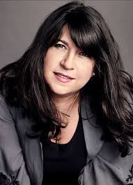 Эрика Леонард Джеймс — 45 цитат