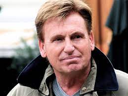 He is an actor and writer, known for surpriseshow (1988), playbackshow (1983). Henny Huisman Wikipedia