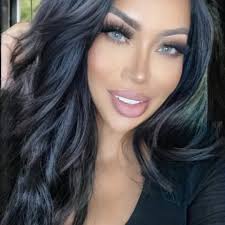 Realtor Veronica Quintero 🏡🔑💖 (@verito_yr_realtor) • Instagram photos  and videos