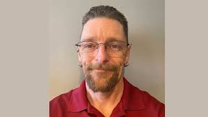 Wayne Kidd's Instagram, Twitter & Facebook