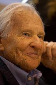 Un air de liberté, chanson de jean ferrat censurée en 1975 par la télévision à la demande de jean d'ormesson. Sa Sagesse Et Sa Culture Nous Laissaient Croire En Son Eternite Jean D Ormesson Nous A Quittes J Mag