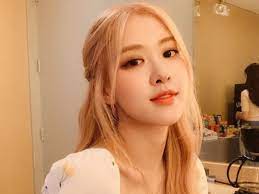 Rosé and mark are both in paris for fashion week, and fans began to speculate that they're dating after they both visited the eiffel tower. Is Blackpink S Rose All Set To Walk The Red Carpet At The Met Gala Here S What We Know