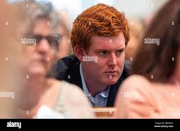 Press interview courthouse hi-res stock photography and images