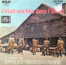 Minutes inaugurales sans musique, présenté d'abord pas la musique avant même de découvrir son visage. Ennio Morricone Musique Du Film Il Etait Une Fois Dans L Ouest 45t Fotografia De Cine Bandas De Rock Cine