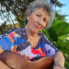 Cristina Velasco: la voz que no se apaga