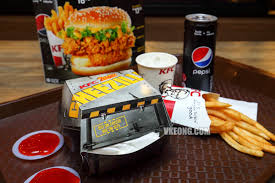 Zuper krunch atau zinger burger adalah menu. Kfc S New Zinger Cheezilla Burger Malaysia Food Travel Blog