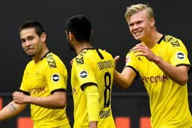 Borussia dortmund is playing next match on 6 feb 2021 against sc freiburg in bundesliga. Kerugian Borussia Dortmund Main Kandang Berakhir Kemenangan Besar Halaman All Kompas Com