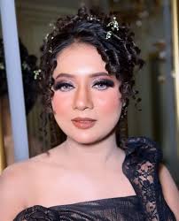 Royal queen bride ❤️ Book ur special day makeup with us n get dreamy look  by Deepali bhatia @royalqueenmakeupstudio 8171895556 #makeup #makeupartist  #bridal #bridalmakeup #bridalmakeupartist #wedmegood