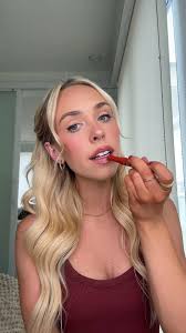 glossy plumping balmsss 👀 @milanicosmetics you spoil me 🫶🏻,  #milanicosmetics #milani #lipgloss #plumpinglipgloss