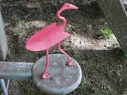 Flamingo Metal Sculpture Pink Bird Metal Garden Art Yard Art Found Objects 47 95 Via Etsy Metal Yard Art Yard Art Metal Sculpture