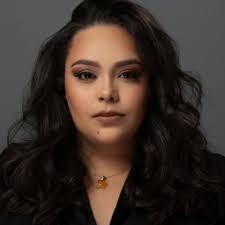 Illustrator vs Photoshop: A Graphic Design Comparison