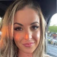 Aleshia Kelly's Instagram, Twitter & Facebook