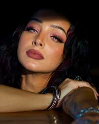 Lucky enough to have gotten to shoot with @brianwimerart this past weekend  ✨ always magic. In music news, 3 gigs this week! Thursday 8-10pm  @durtynellys_va Friday 6-8pm @mejicali_bar_cville Saturday 7-9pm  @sevenarrowsbrew #photography #