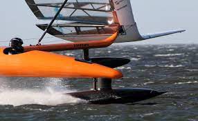 In 2008 the first version reached a reported unofficial speed of 52.22. Sailrocket Runs 65 45 Knots 75 Mph To Smash World Speed Sailing Record Sailing Boat Design Boat