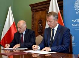 Wg opublikowanego przez perspektywy rankingu liceów i techników 2021 nasza szkoła znalazła się na 2 miejscu wśród techników w powiecie ciechanowskim i na 48 miejscu wśród techników na mazowszu. Https Xn Sdeckie P4a Pl Artykul Ogolnopolski Ranking Szkol Perspektywy 2021 Brazowa Tarcza Dla Lo W Muszynie