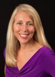 Cassandra Huck's Instagram, Twitter & Facebook