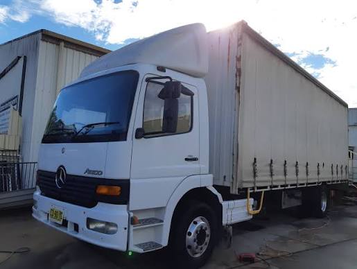 Mercedes Benz 1228-2005 Cab & Chassis Truck
