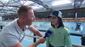 Sila refresh browser sekiranya mengalami sebarang gangguan. Rafael Nadal Australian Open Ball Girl Speaks Out As World No 1 Shows His Class Tennis Sport Express Co Uk