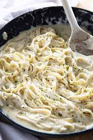 Best Homemade Alfredo Sauce The Salty Marshmallow Recipe Home Made Alfredo Sauce Chicken Alfredo Recipes Homemade Alfredo
